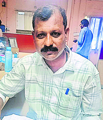 వేర్వేరు చోట్ల చికిత్స పొందుతున్న ఇద్దరి మృతి2