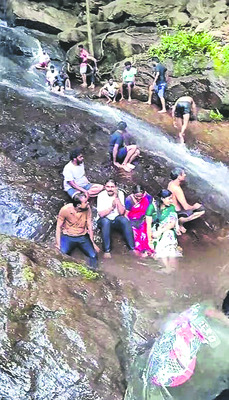 ఆనందగిరి1