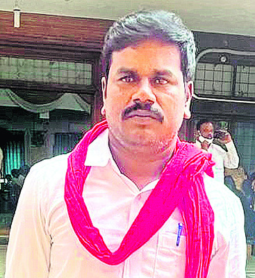 పోరు బాట తప్పదు 
1