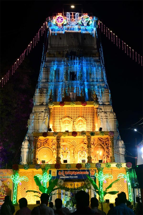 Devuni Kadapa Sri Lakshmi Venkateswara Swamy Temple14