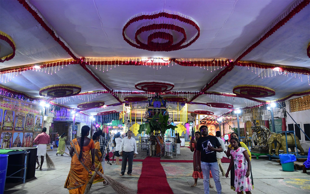 Devuni Kadapa Sri Lakshmi Venkateswara Swamy Temple8
