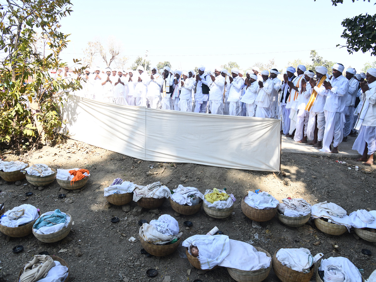 Tribal Festival Nagoba Jatara Begins Grandly Photos12