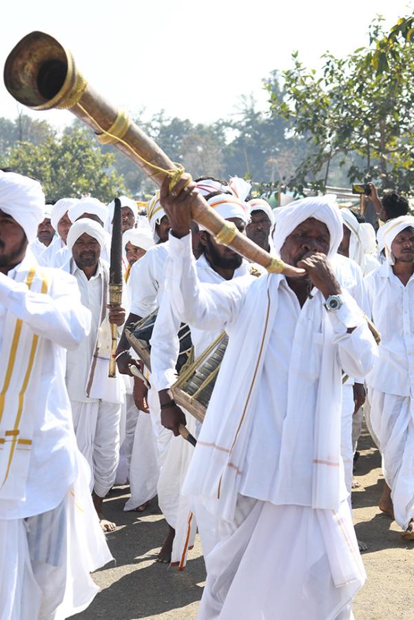 Tribal Festival Nagoba Jatara Begins Grandly Photos8