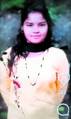 మహిళ ఆత్మహత్య 1