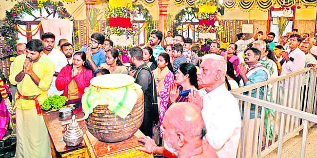 వైభవంగా నూతన ఆంగ్ల సంవత్సర వేడుకలు 2