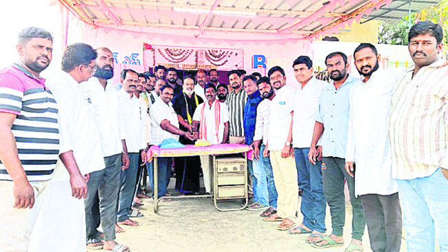 ట్రాఫిక్‌ నియమాలు పాటించాలి1