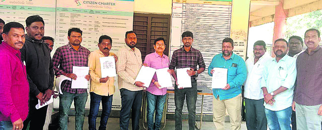 ● మున్సిపాలిటీల్లో ఎన్నికలకు అధికారుల కసరత్తు ● వార్డుల1