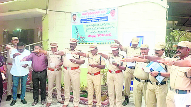 281 డ్రంకెన్‌ డ్రైవ్‌ కేసులు1