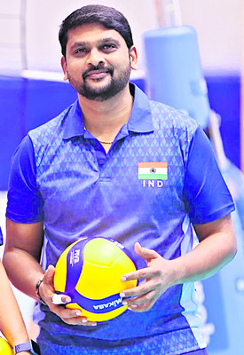 సీనియర్‌ వాలీబాల్‌ తెలంగాణ జట్టు హెడ్‌ కోచ్‌గా కృష్ణప్ర2
