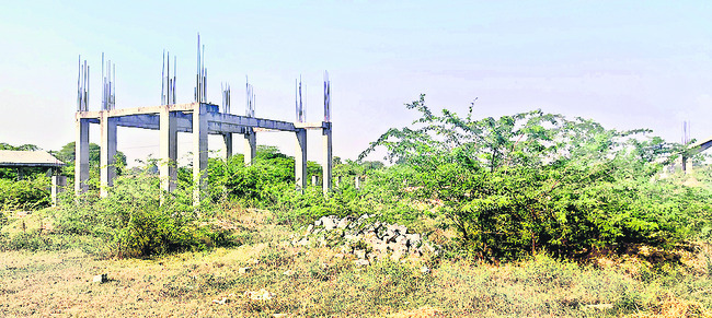 స్మారకం..విస్మరించి!1