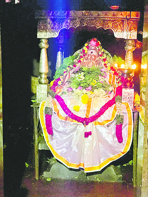 రేపు మల్లేశ్వరుని సన్నిధిలో శివముక్కోటి పూజలు 3