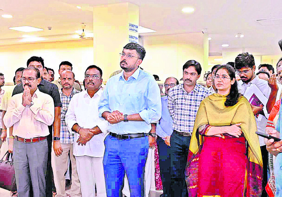 మదనపల్లెలో కొలువుదీరిన జిల్లా కార్యాలయాలు 1