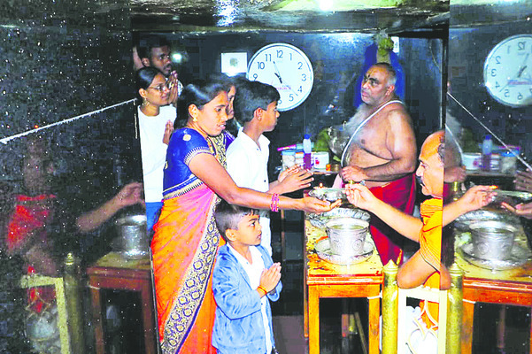 కొత్త ఆశలతో.. 1