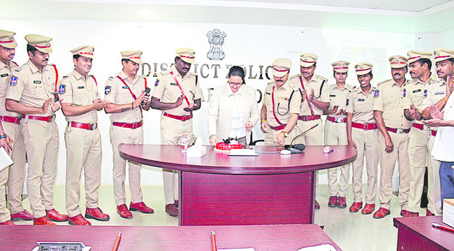 కొత్త ఆశలతో.. 2