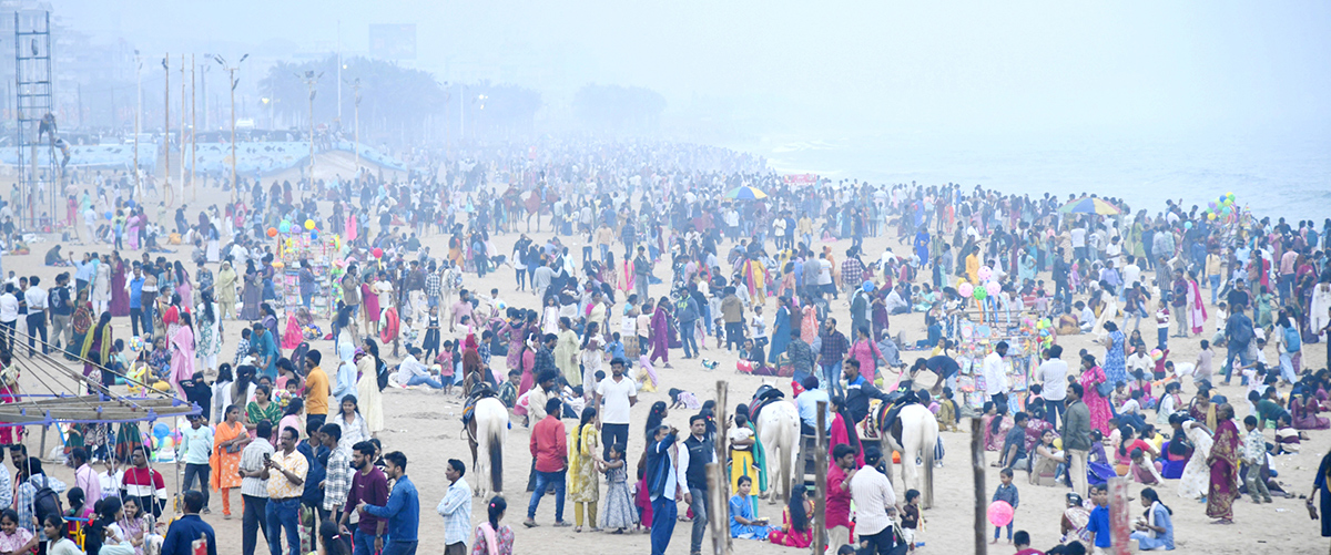 New Year Celebrations At Visakhapatnam Rk Beach3