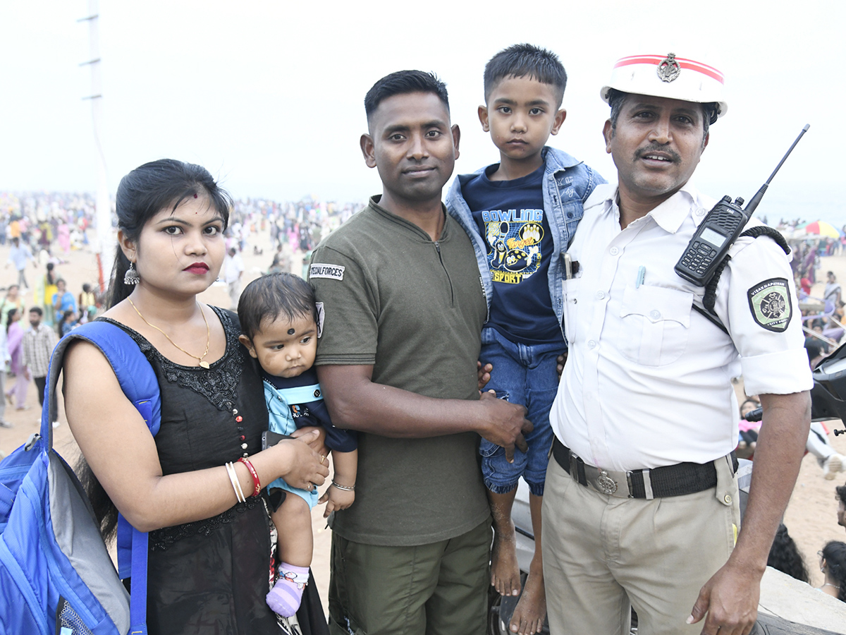 New Year Celebrations At Visakhapatnam Rk Beach6