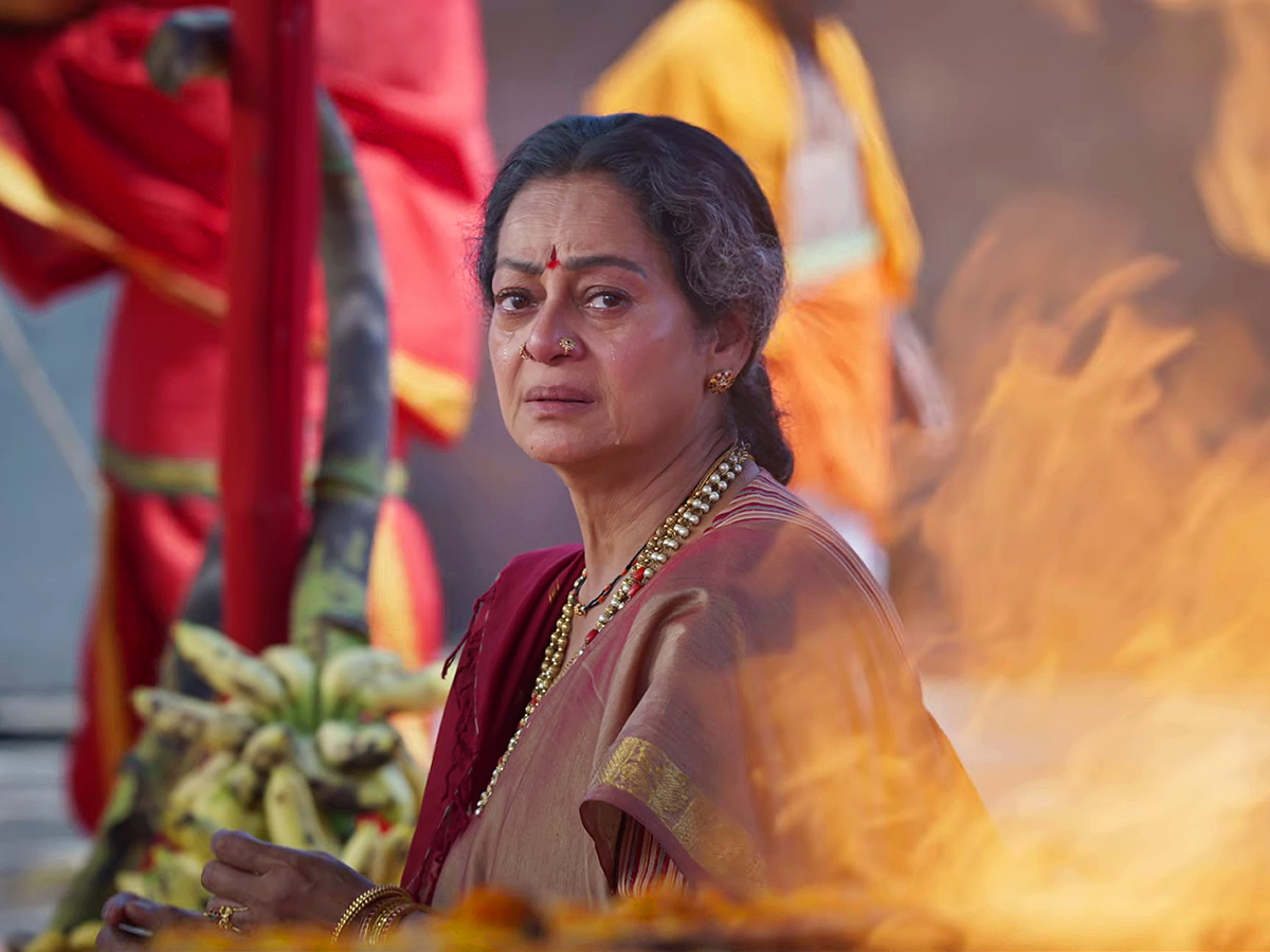 Prabhas The Raja Saab Movie HD Stills16