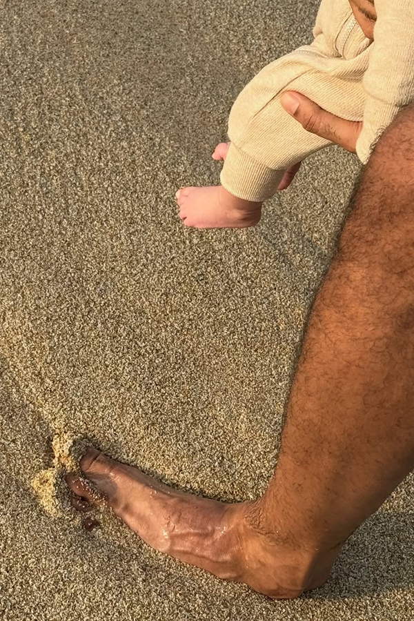 Varun Tej Konidela and Lavanya Tripathi enjoying vacation with their little one Photos6