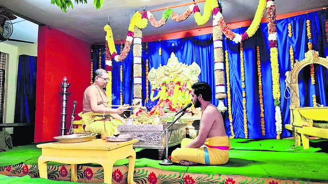 రామయ్యకు  ముత్తంగి అలంకరణ1