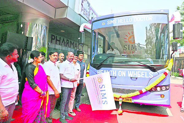 పుదుచ్చేరి అసెంబ్లీలో గందరగోళం 
1