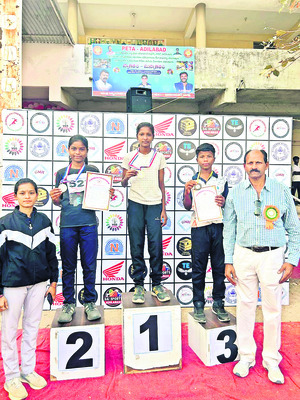 అథ్లెటిక్స్‌లో  క్రీడాకారుల ప్రతిభ
1