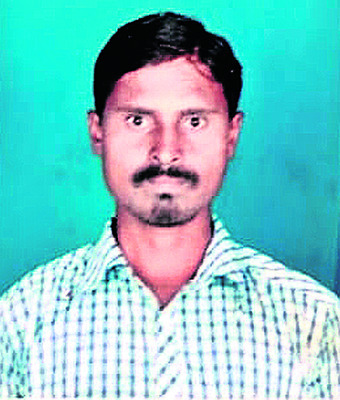 పేకాట స్థావరంపై దాడులు 
1