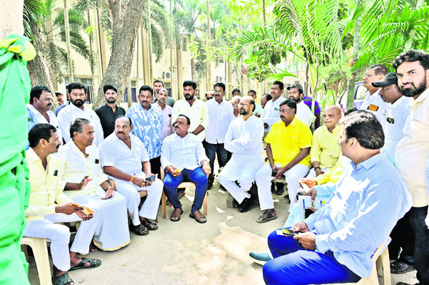 టీడీపీలో ‘మూడు’ ముక్కలాట 1