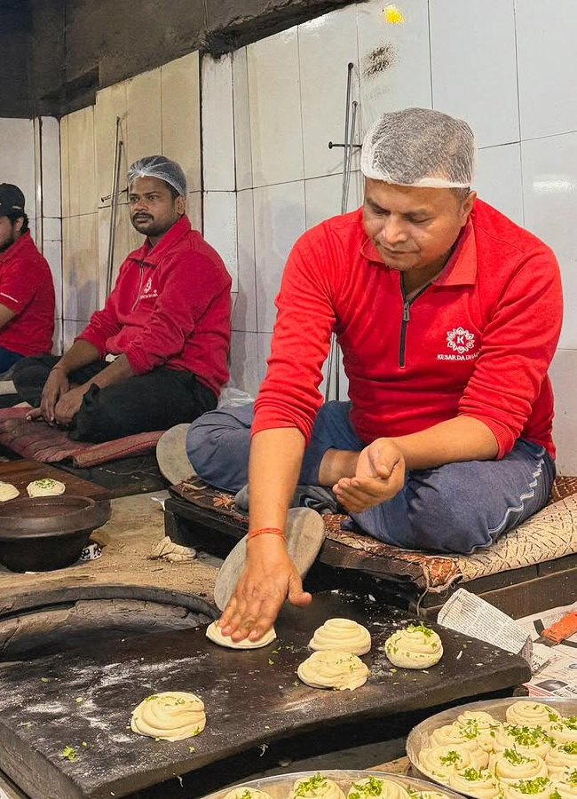 'Dhurandhar' movie beauty aayeshaa khan at the Wagah Border (Photos)12