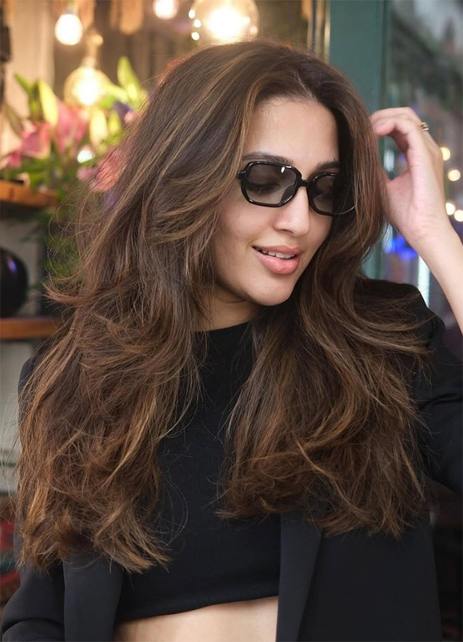 DJ Tillu Actress Neha Shetty HD Photos19