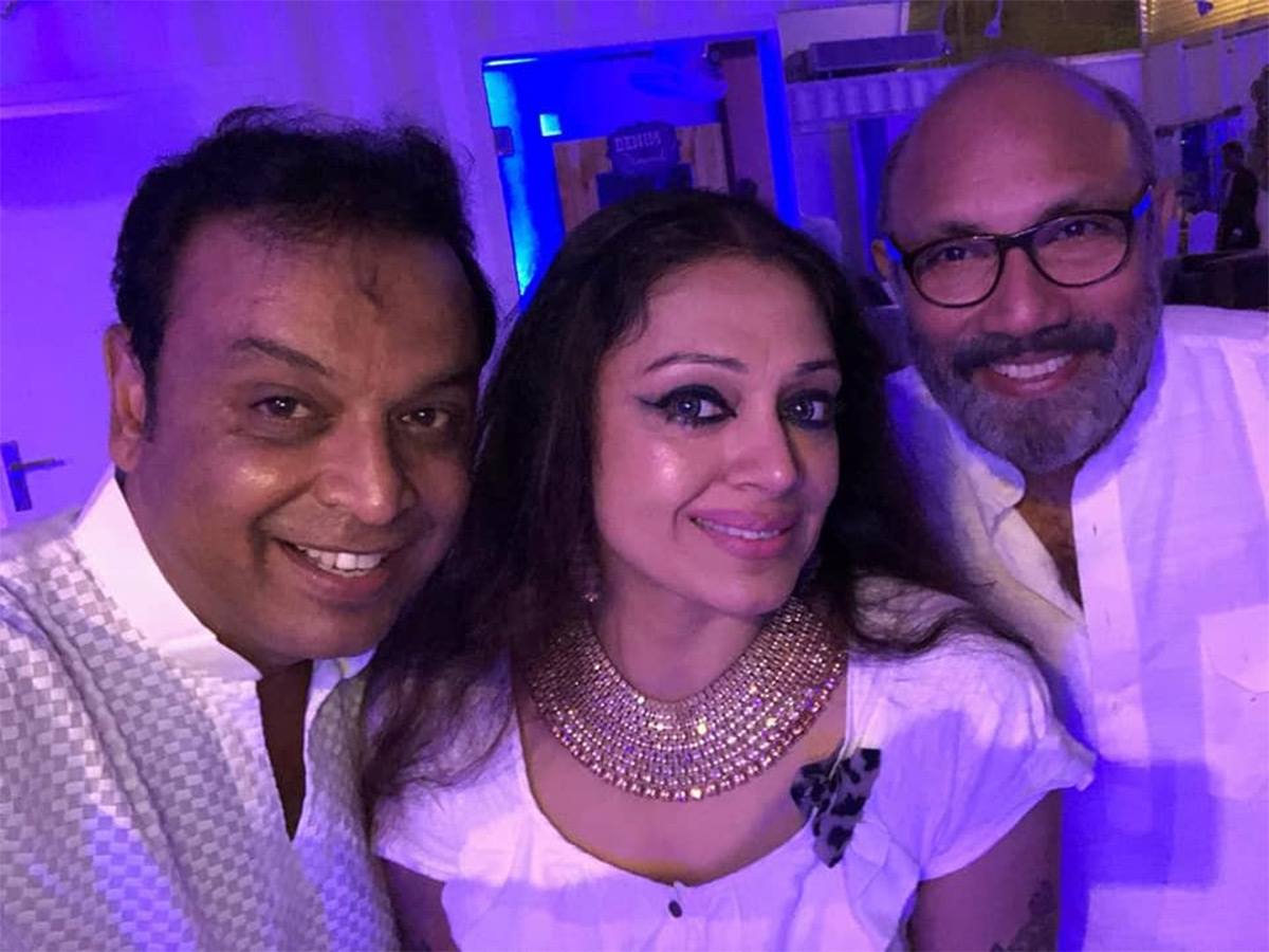 Tollywood Actor Naresh And Pavithra Birthday Celebrations13