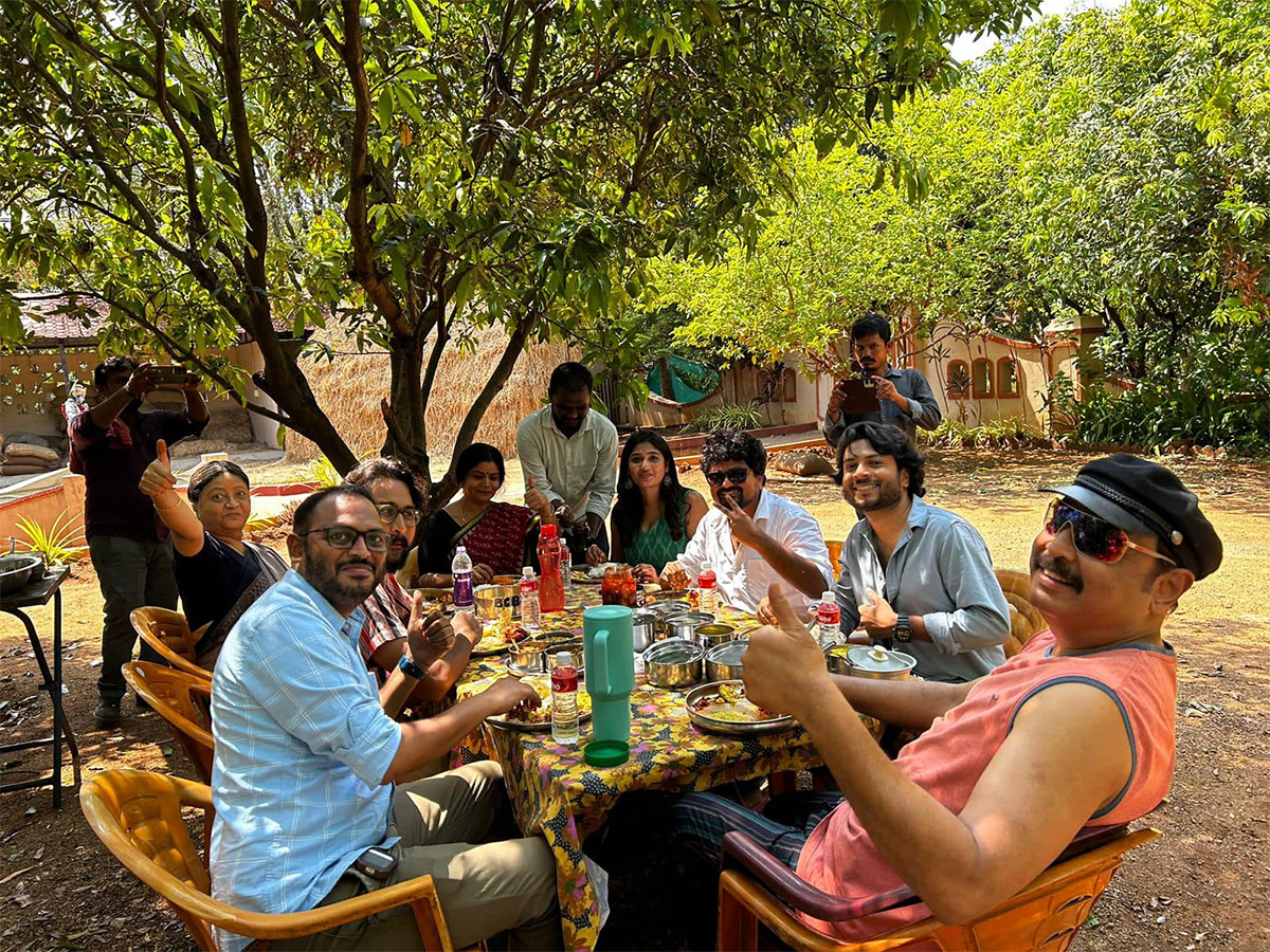 Tollywood Actor Naresh And Pavithra Birthday Celebrations6