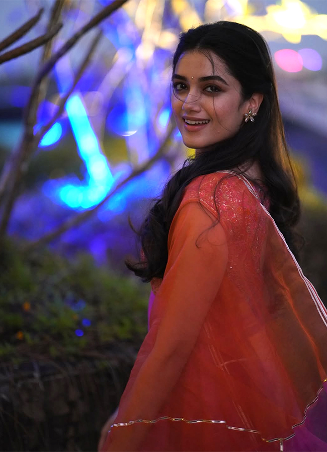 Tollywood Actress Bhagyashri Borse HD Photos5