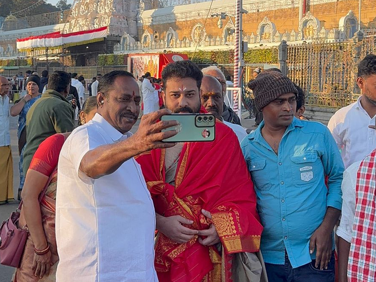Tollywood Celebrities Visited Tirumala Srivari Temple PHotos22