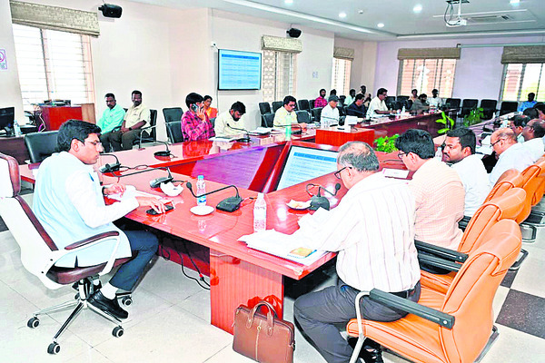 పీటీసీలో మోటివేషన్‌పై శిక్షణ
2