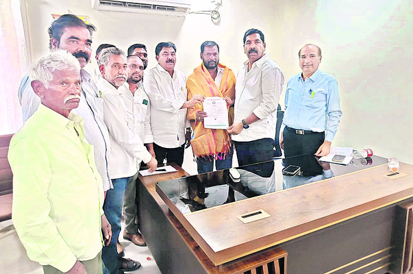 ఉపసర్పంచ్‌ల ఫోరం జిల్లా అధ్యక్షుడిగా బాల్లె రాజుగౌడ్‌1