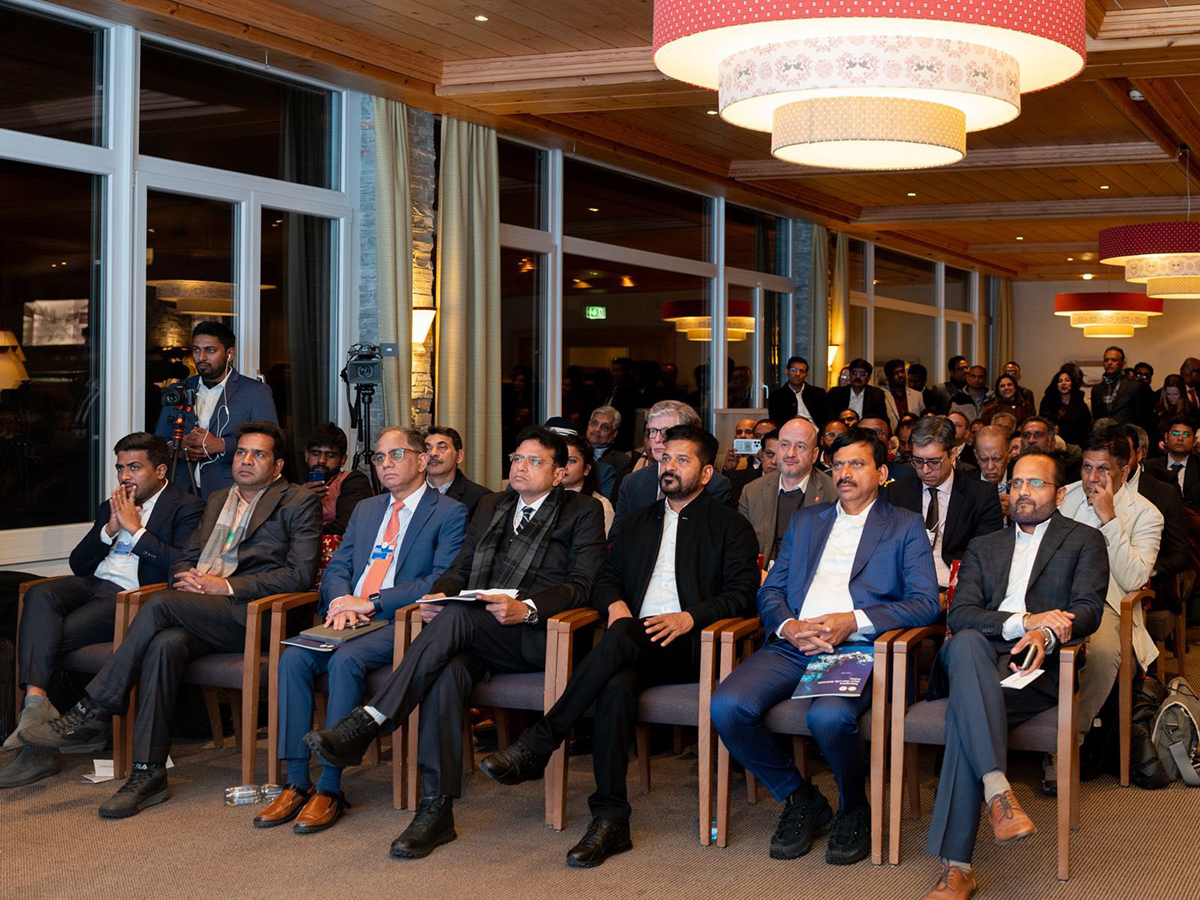 CM Revanth Reddy, Chiranjeevi In One Frame At Davos Meeting2