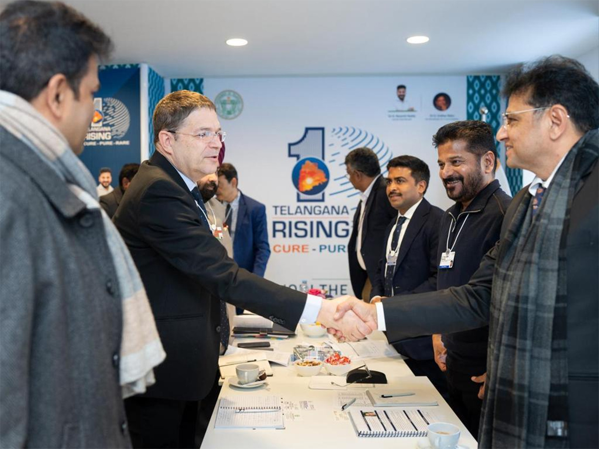 CM Revanth Reddy, Chiranjeevi In One Frame At Davos Meeting4