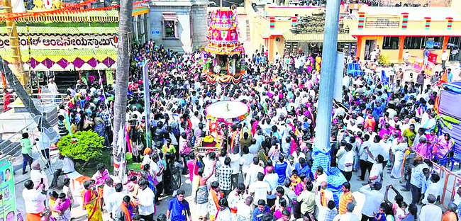 వేంకట రమణుల రథోత్సవం1