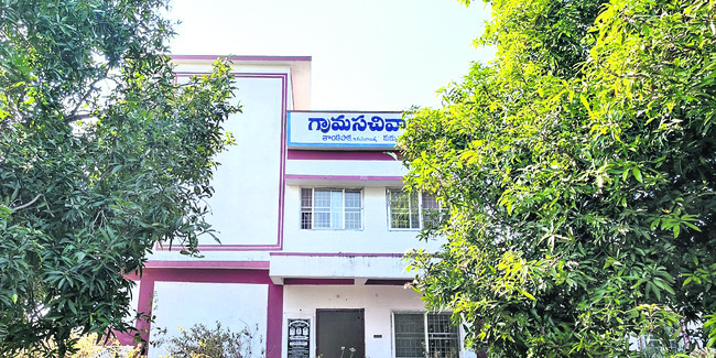 ఊరు శిథిలం.. జనం శోకం1