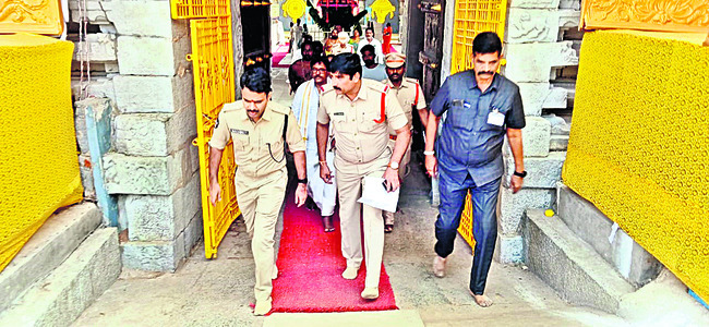 సింహంపై నరసింహుడు 1