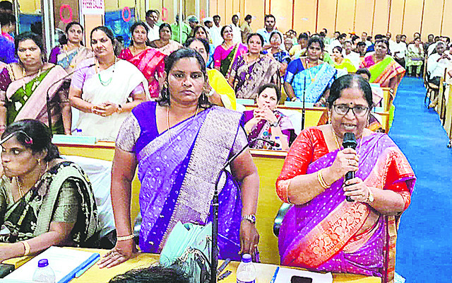 జెడ్పీటీసీలకు ప్రొటోకాల్‌ ఏదీ? 1