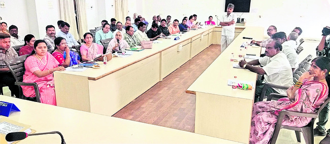 పూర్తి‘స్థాయీ’లో నీరివ్వాలి 1