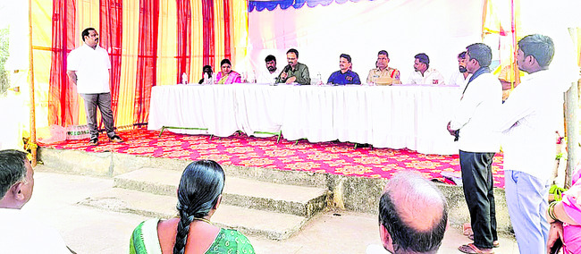 సురక్షిత ప్రయాణానికే ‘అరైవ్‌–అలైవ్‌’ 1