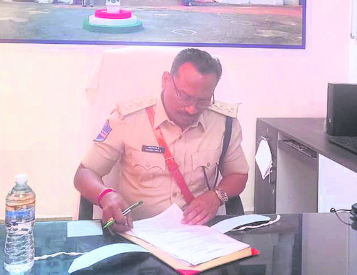 జైల్‌ సూపరింటెండెంట్‌గా ఆనందరావు1