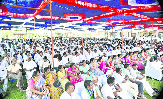 కార్యకర్తలే మన బలం 1