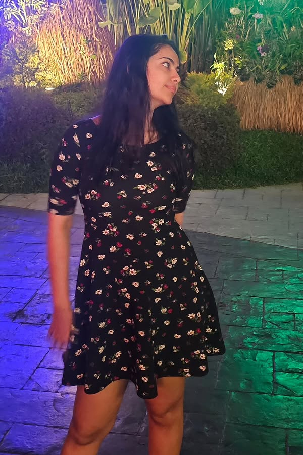 Actress Avika Gor Enjoying Vacation Photos12