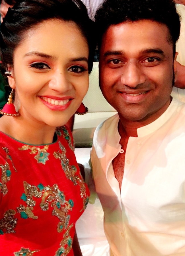 Have you seen how celebrities looks like in 2016 with Sreemukhi (Photos)2