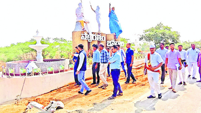 అభివృద్ధి పనులు.. శంకుస్థాపనలు2