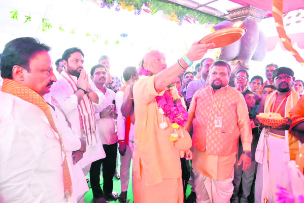 పాలమూరులో మార్మోగిన రామనామం 2