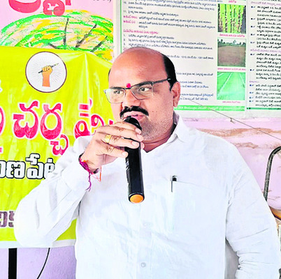 కన్నడతో ప్రయోజనం లేదు.. 
1